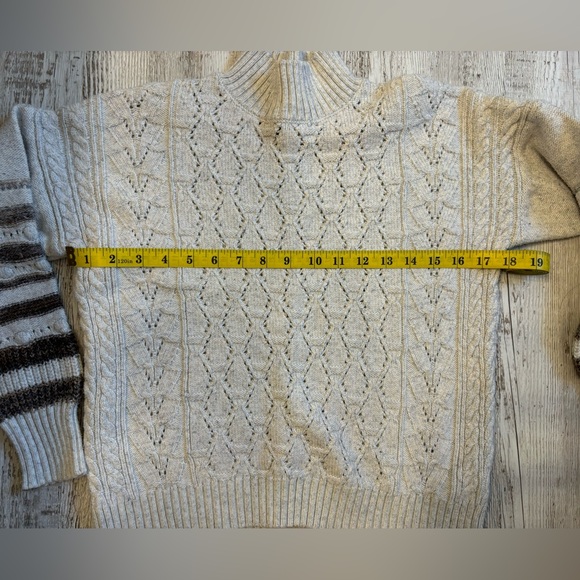 Christian Siriano New York cable knit monochrome grey beige sweater, size US S - Picture 3 of 3